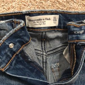 Abercrombie 90s straight ultra high rise.